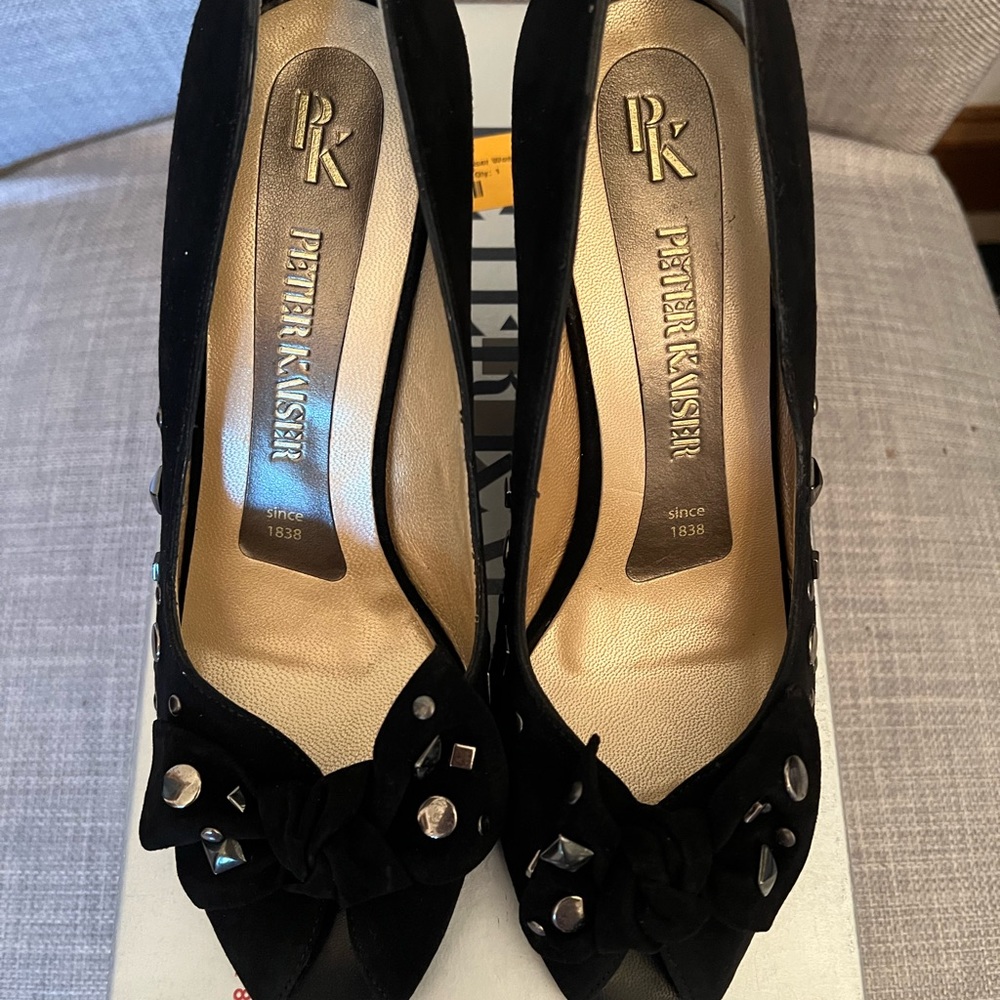 Peter Kaiser Women’s Siris Black Suede open toe pumps 7.0